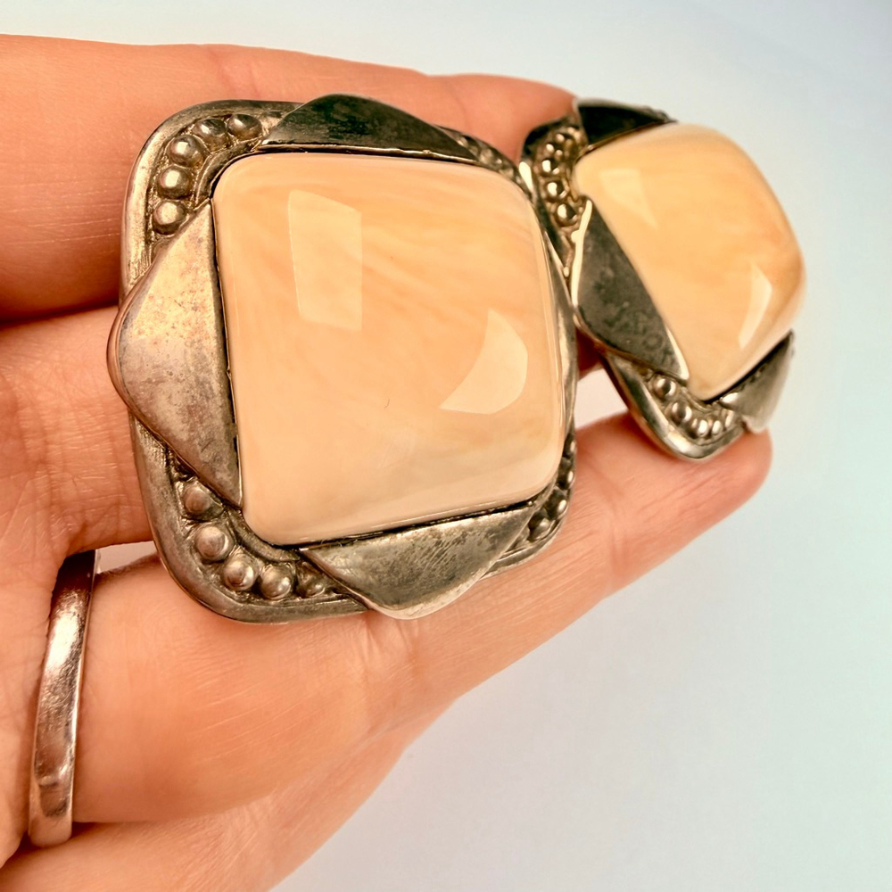 Givenchy BIG Silver Marble Cabochon Haute Couture Runway Earrings Vintage 1980's - Picture 8 of 8